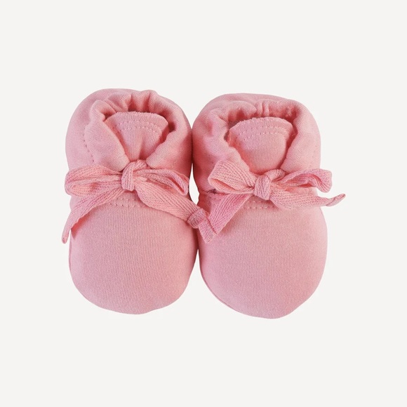 kate quinn Other - 💙5/$25💙Kate Quinn Organic Cotton Tie Booties 3-6M NWT